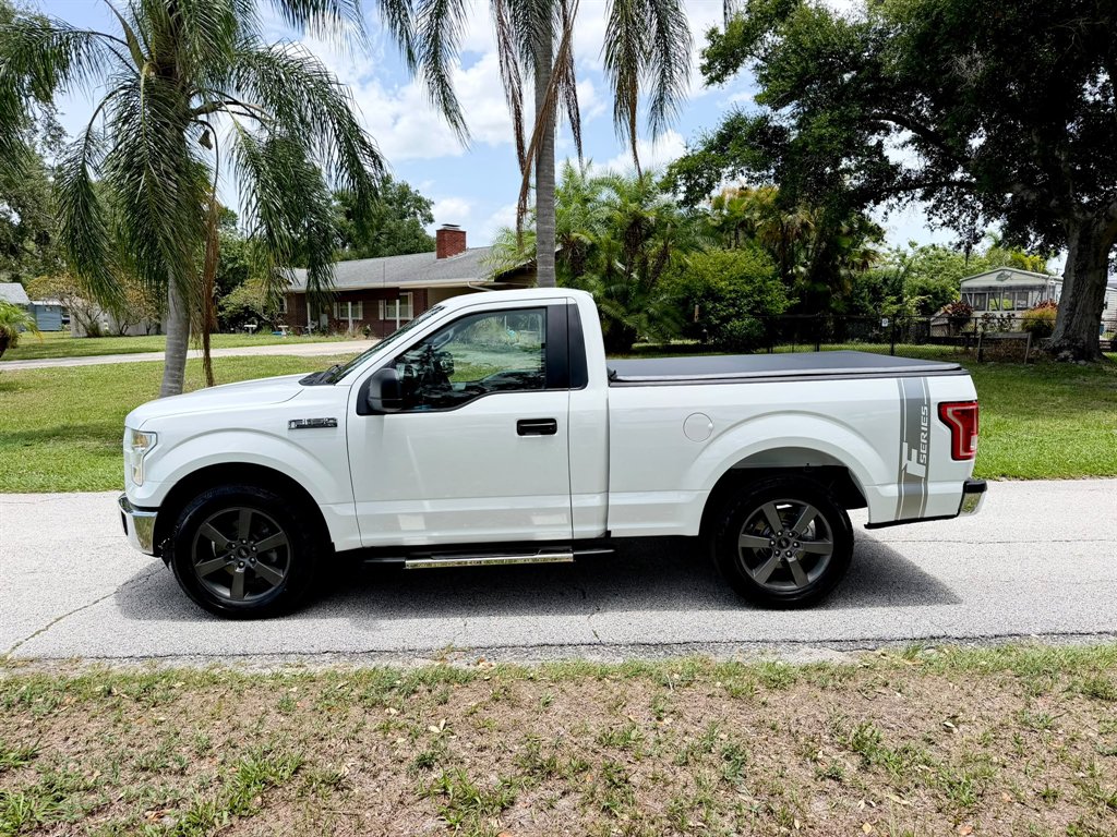 2016 Ford F-150 - $21,988