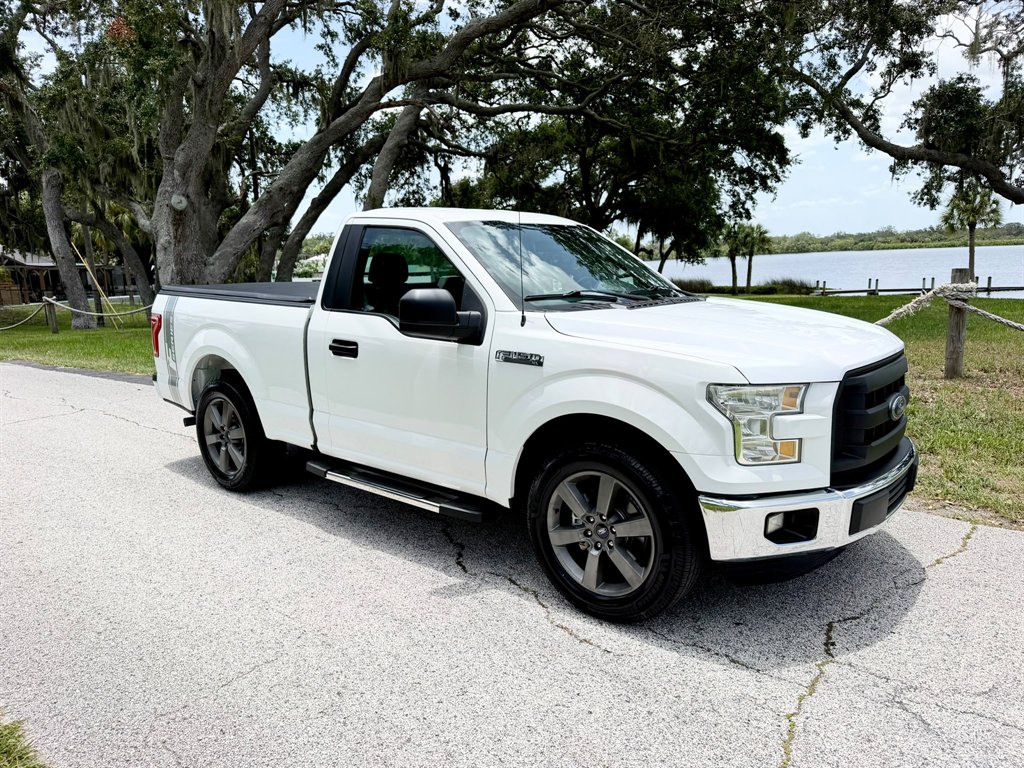 2016 Ford F-150 - $21,988