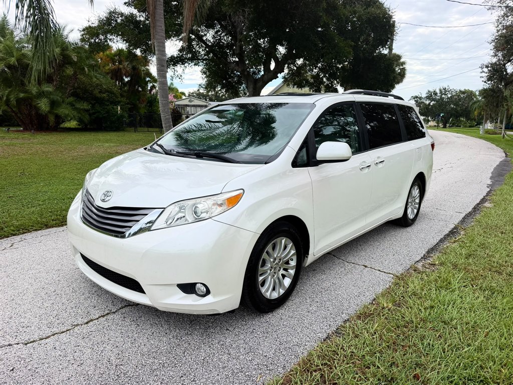 2015 Toyota Sienna