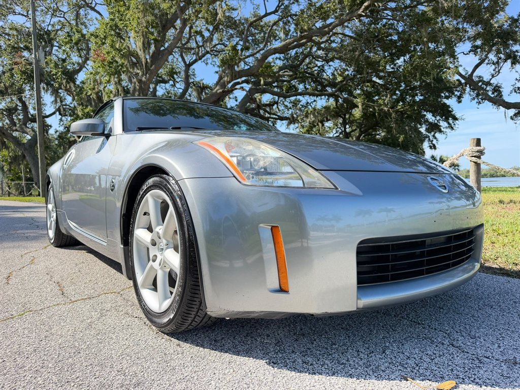 2005 Nissan 350Z - $11,999