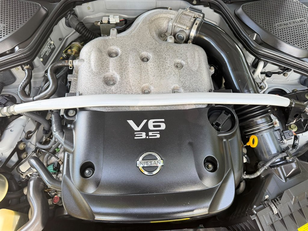 2005 Nissan 350Z - $11,999