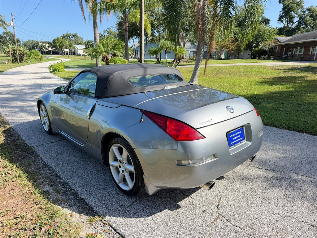 2005 Nissan 350Z - $11,999