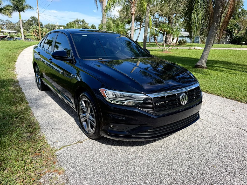 2019 Volkswagen Jetta - $13,898