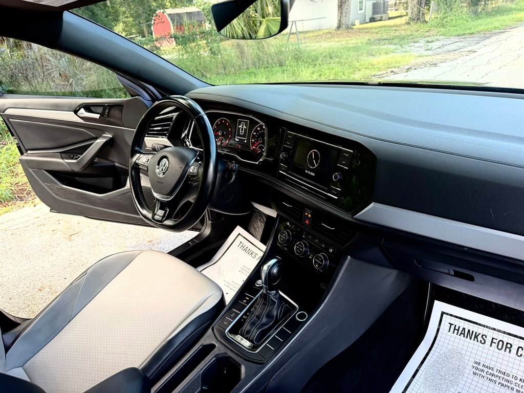 2019 Volkswagen Jetta - $13,898