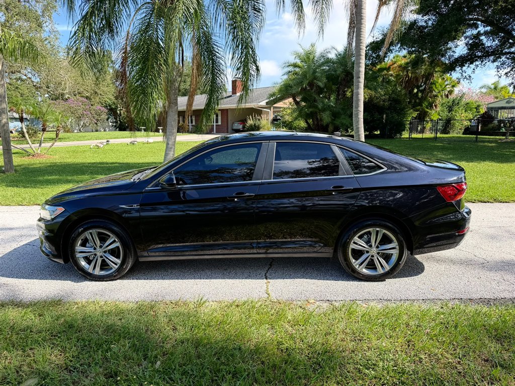 2019 Volkswagen Jetta - $13,898