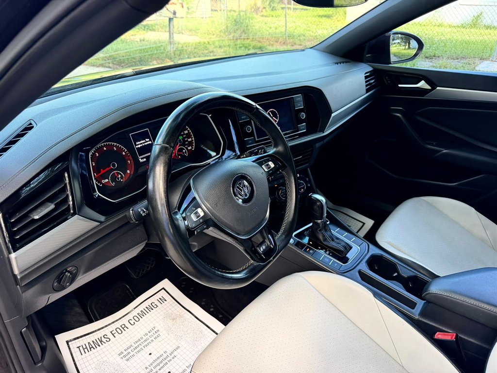 2019 Volkswagen Jetta - $13,898