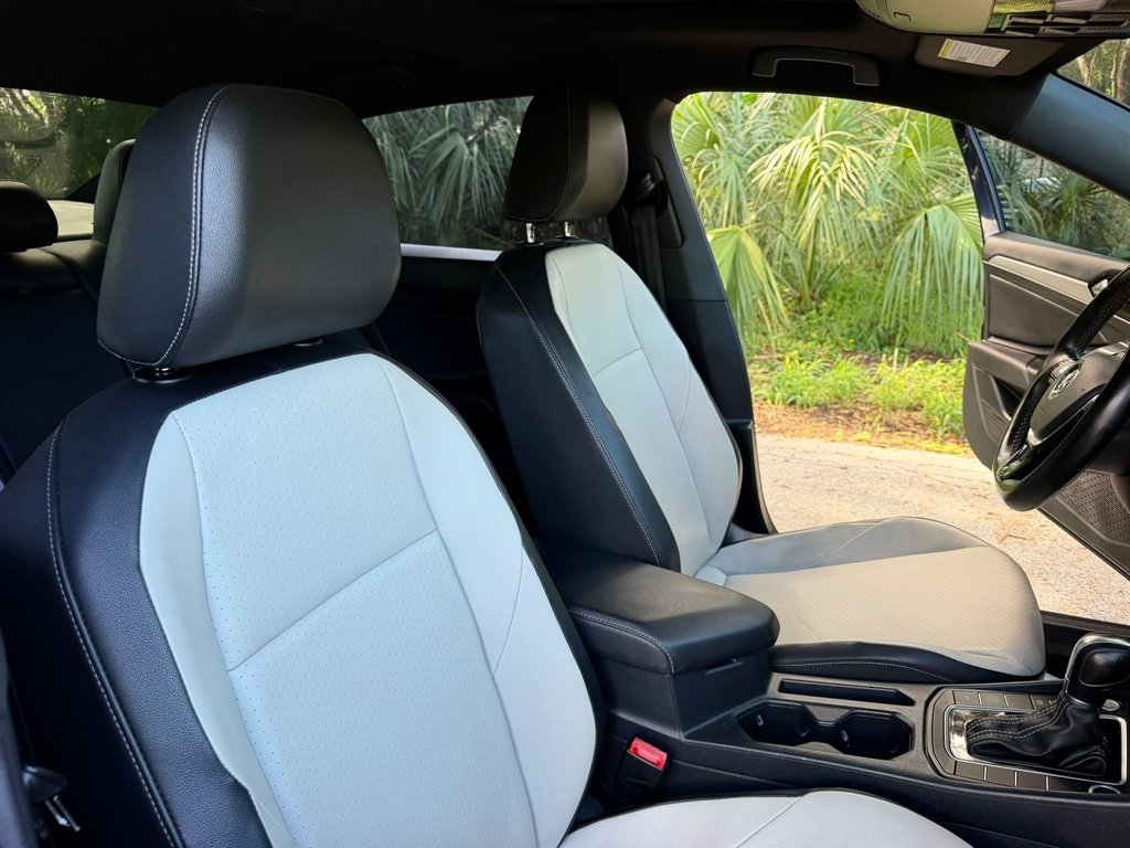 2019 Volkswagen Jetta - $13,898