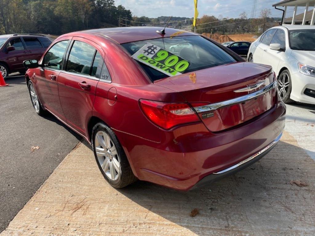 2013 Chrysler 200 LX photo