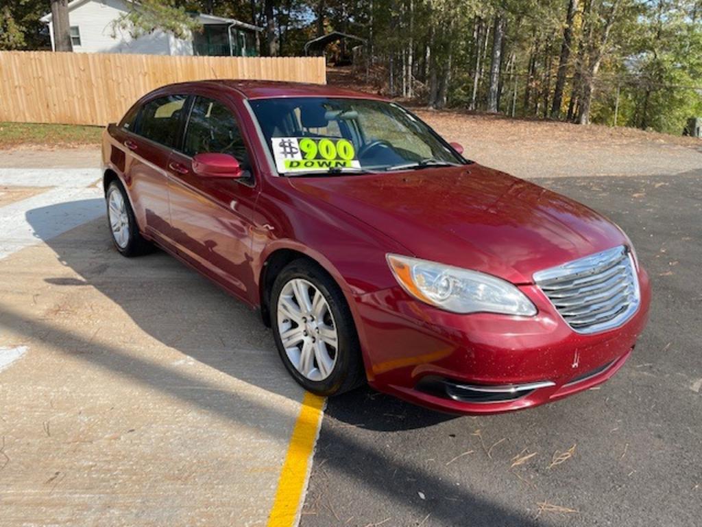 2013 Chrysler 200 LX photo