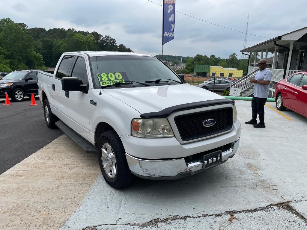 2004 Ford F-150 XLT photo