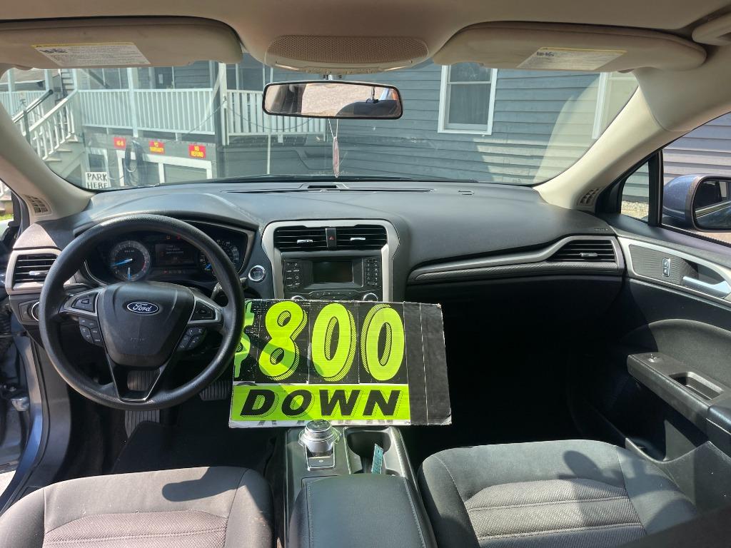 2018 Ford Fusion - $9,300