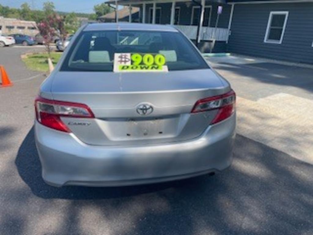 2012 Toyota Camry - $9,800