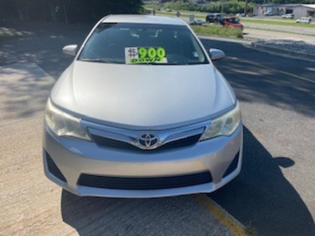 2012 Toyota Camry - $9,800