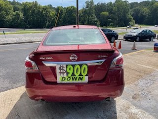 2014 Nissan Altima - $9,500