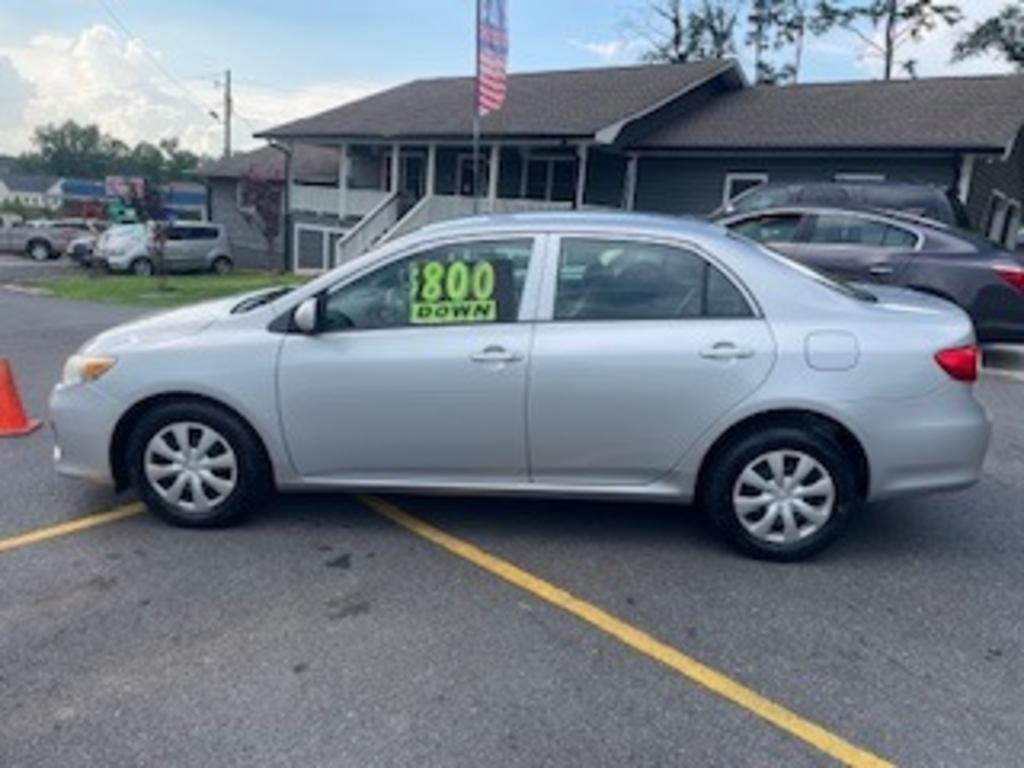 2013 Toyota Corolla - $10,900