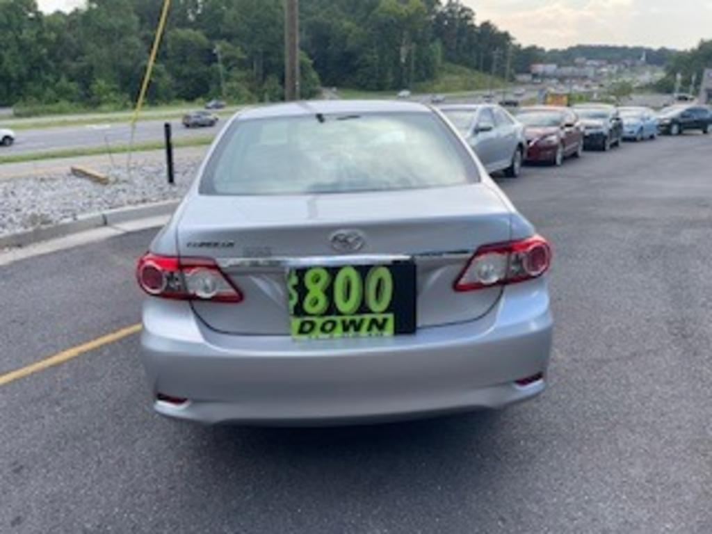 2013 Toyota Corolla - $10,900