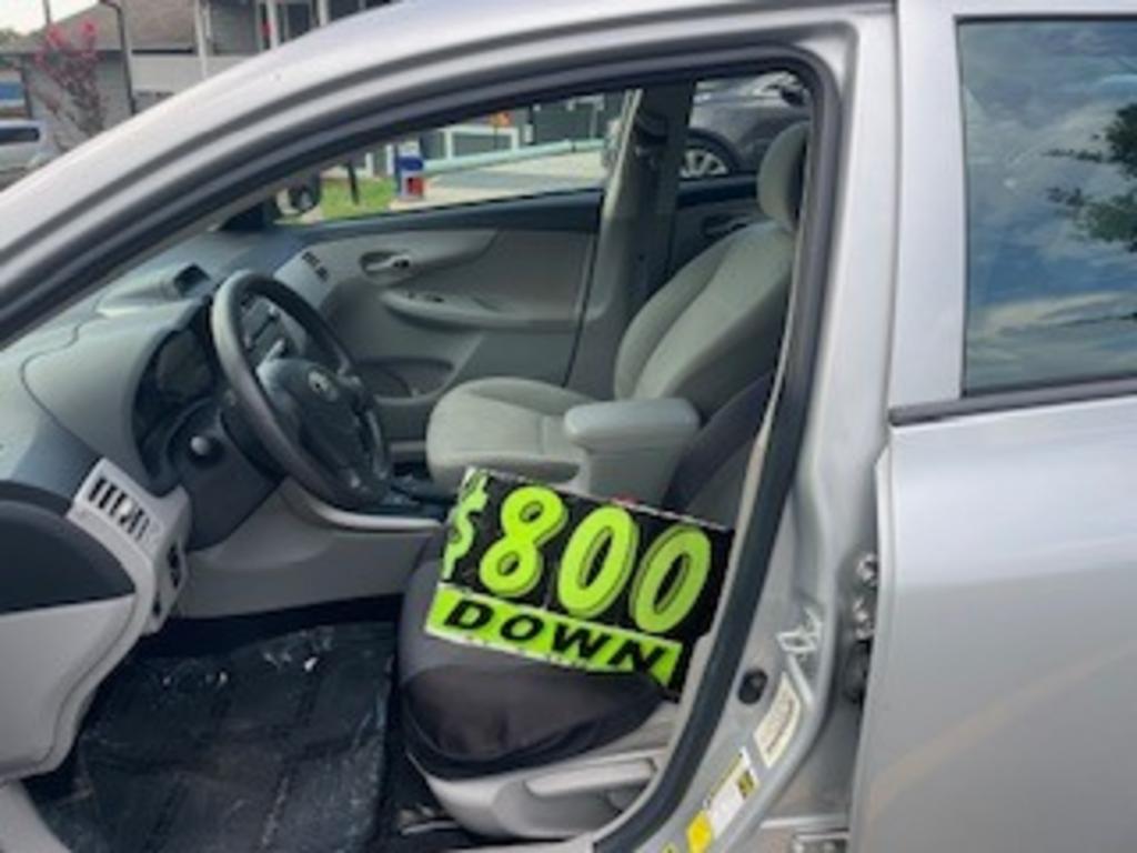 2013 Toyota Corolla - $10,900