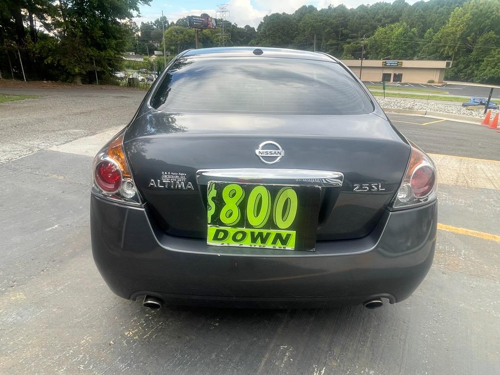 2012 Nissan Altima - $9,500