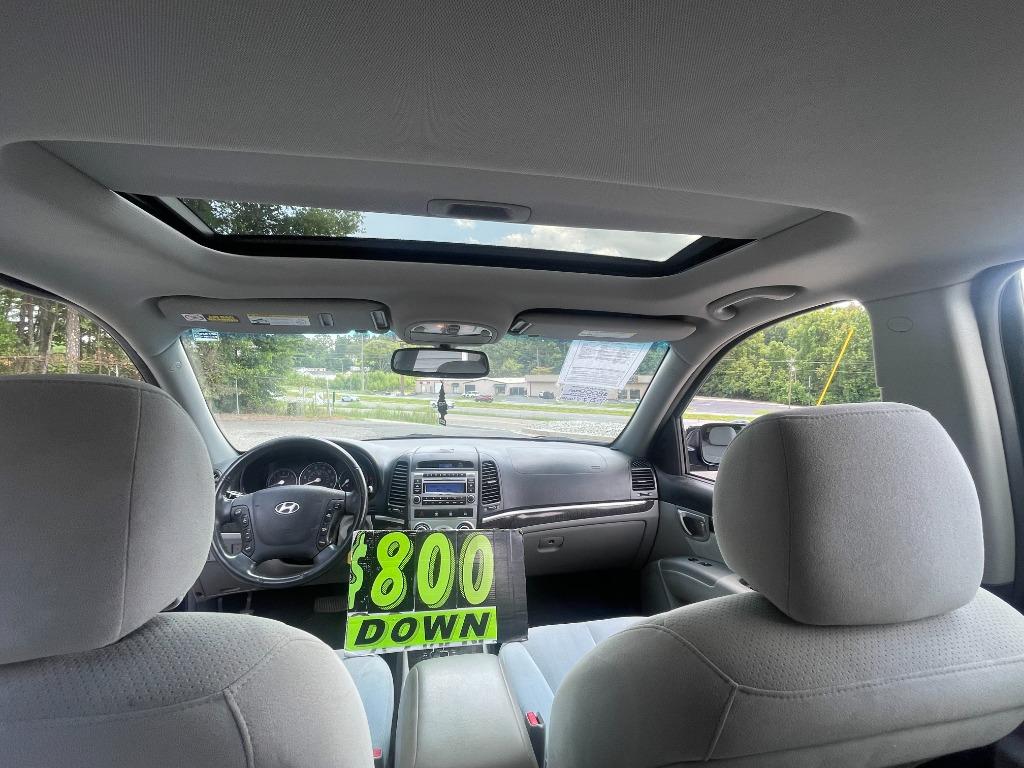 2008 Hyundai Santa Fe - $8,900