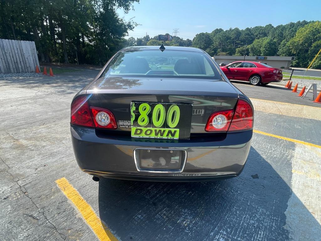 2012 Chevrolet Malibu - $9,500