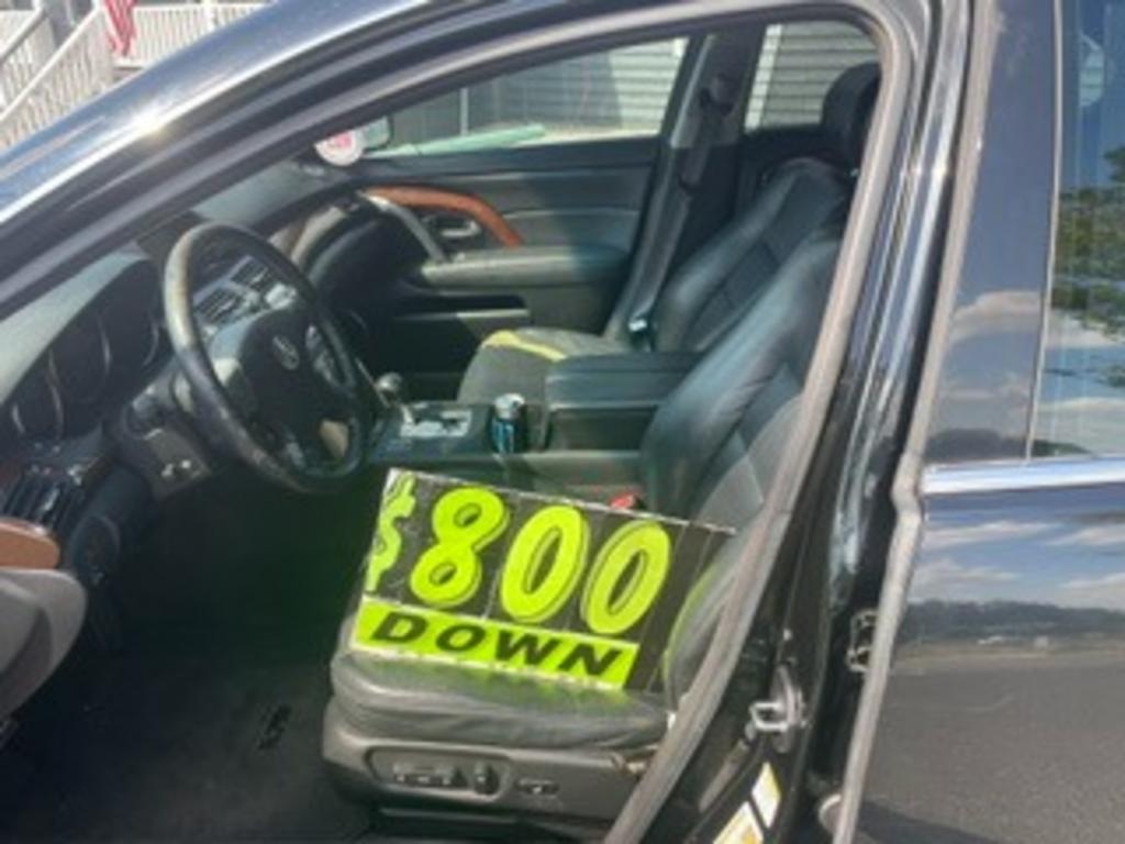 2008 Acura RL - $9,200