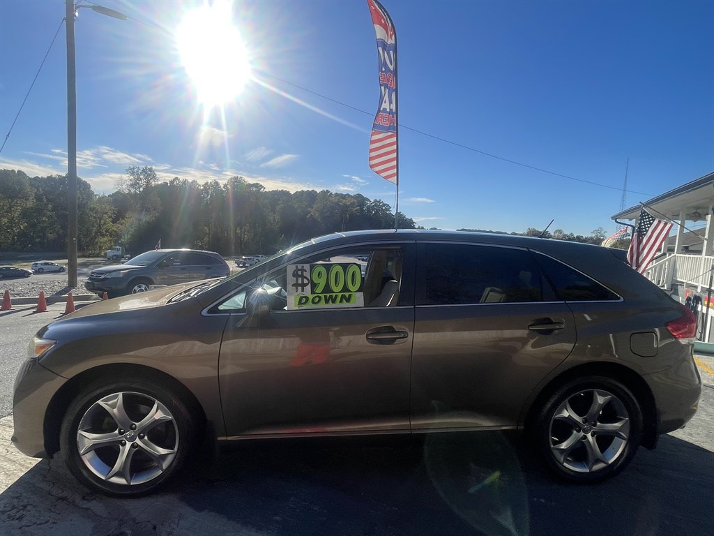 2010 Toyota Venza - $10,500