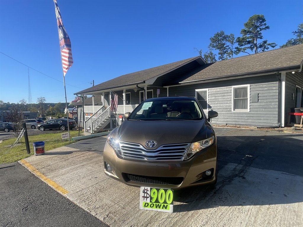 2010 Toyota Venza - $10,500