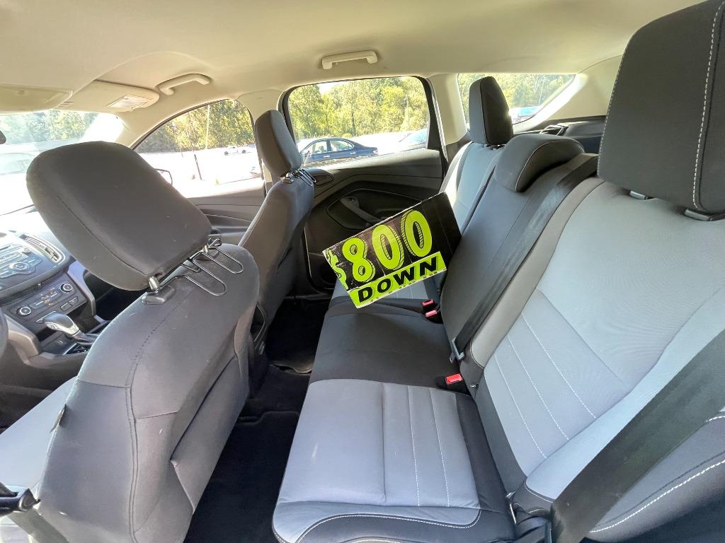 2018 Ford Escape - $9,500