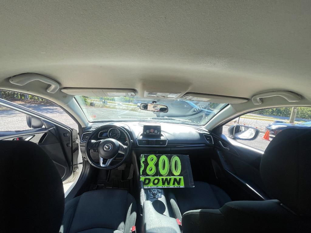 2015 MAZDA MAZDA3 - $10,900