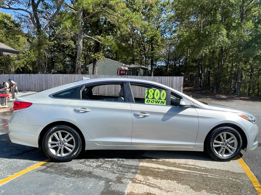 2016 Hyundai Sonata - $9,200