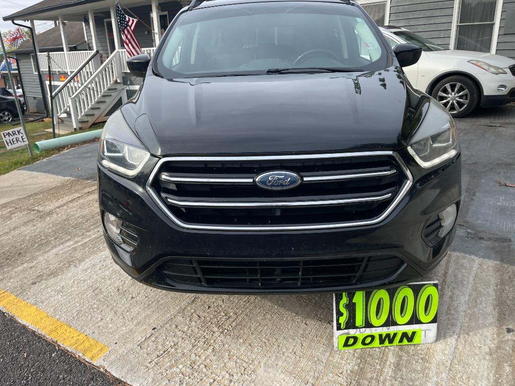 2019 Ford Escape - $11,900