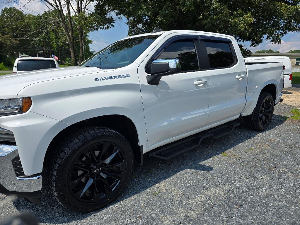 2021 Chevrolet Silverado 1500 - $25,900