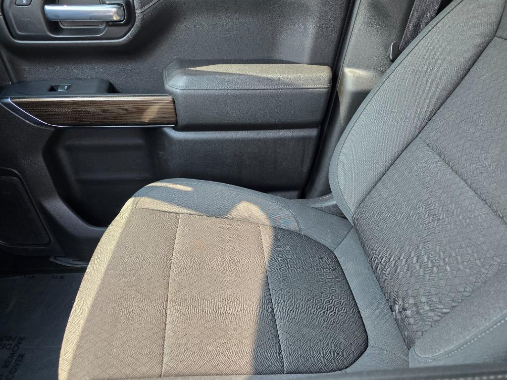 2021 Chevrolet Silverado 1500 - $25,900