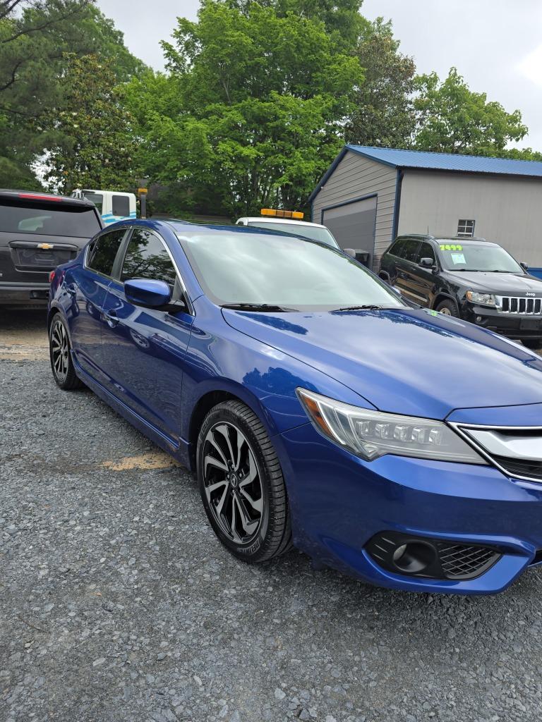 2016 Acura ILX - $10,500