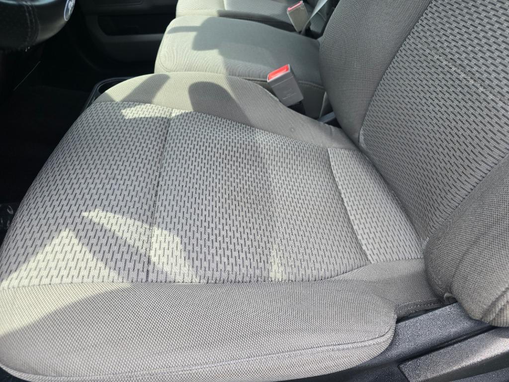 2019 Ford F-150 - $19,200