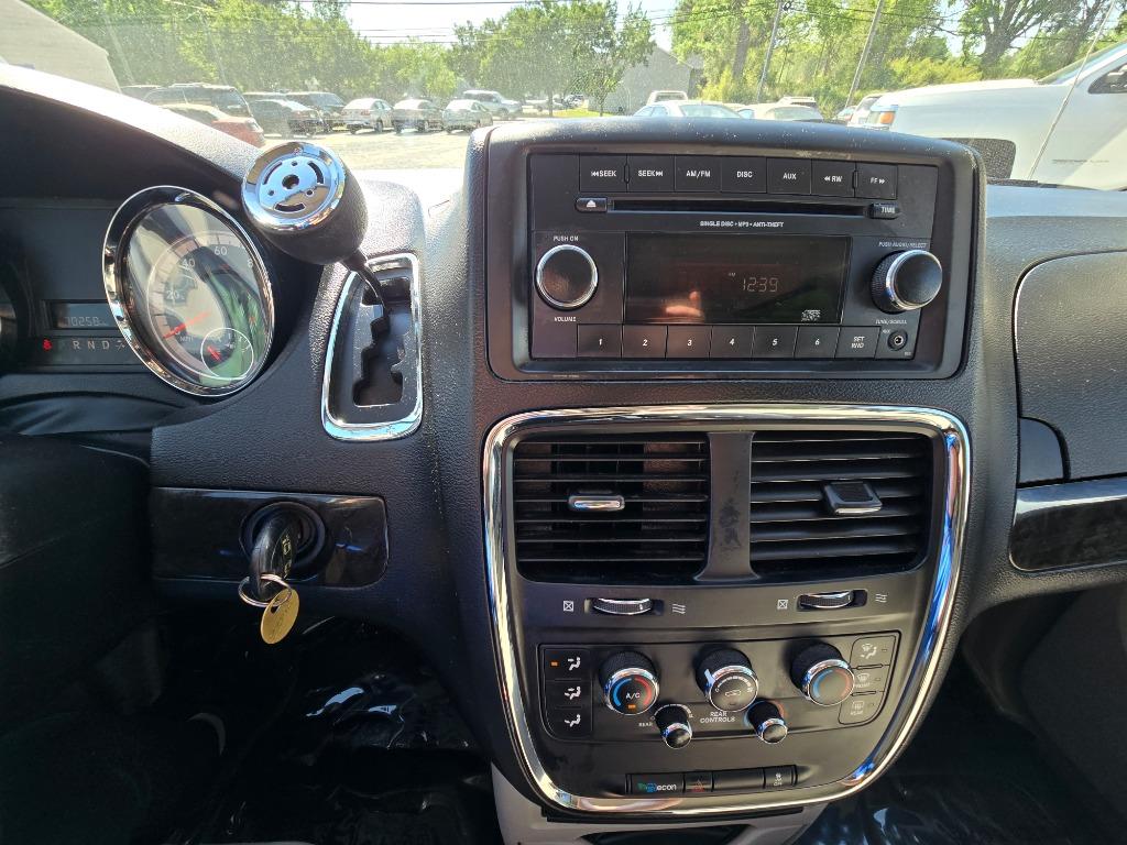 2015 Dodge  Handicap Grand Caravan - $21,500