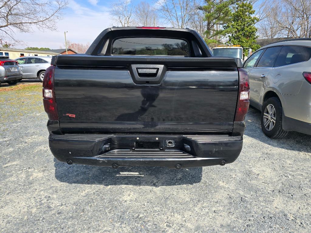 2009 Chevrolet Avalanche LTZ photo