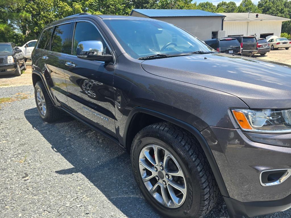 2015 Jeep Cherokee - $12,500