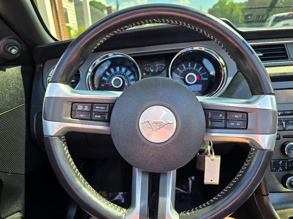 2013 Ford Mustang - $11,500