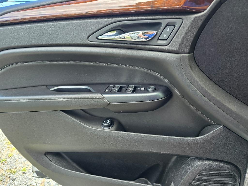 2015 Cadillac SRX - $11,200