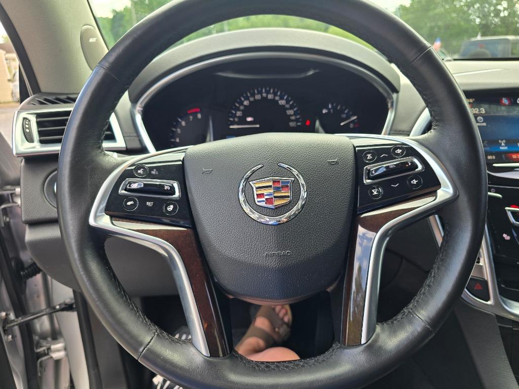 2015 Cadillac SRX - $11,200