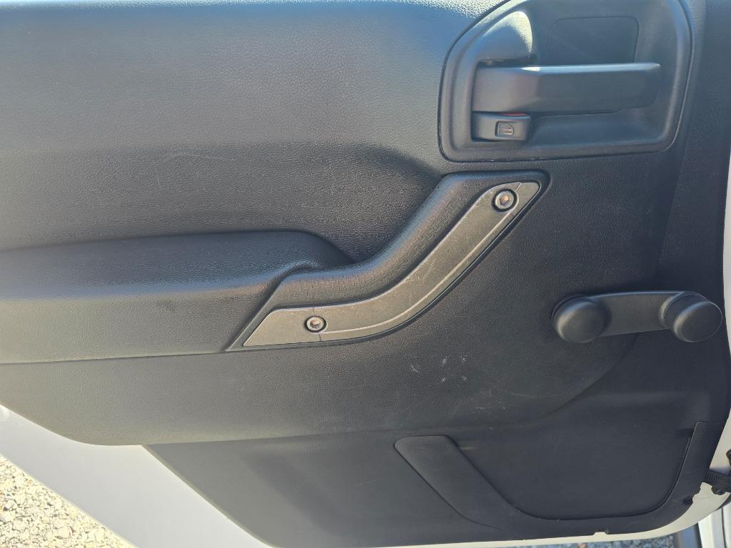 2015 Jeep Wrangler - $13,900