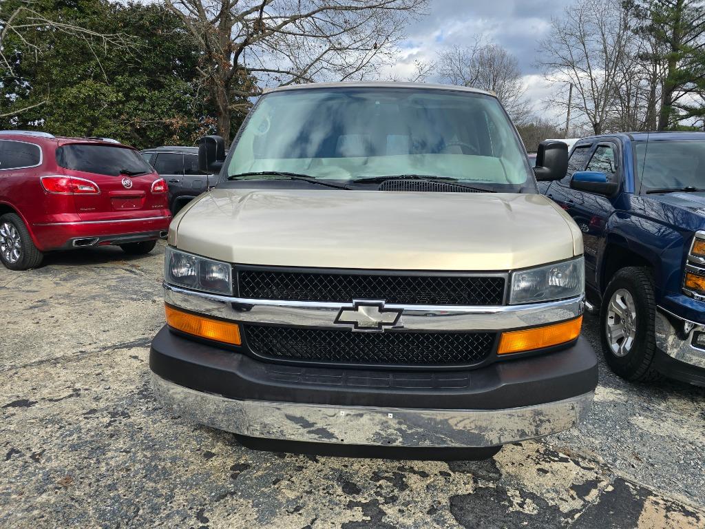 2005 Chevrolet Express 3500 3500 photo