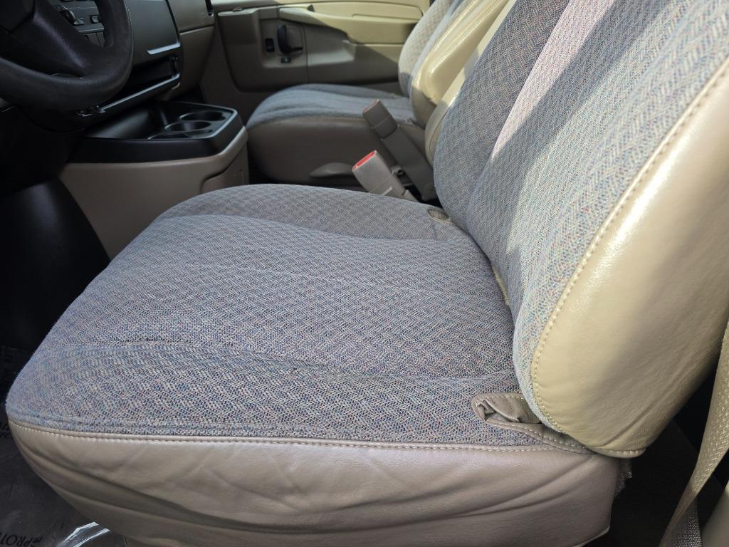 2005 Chevrolet Express 3500 3500 photo