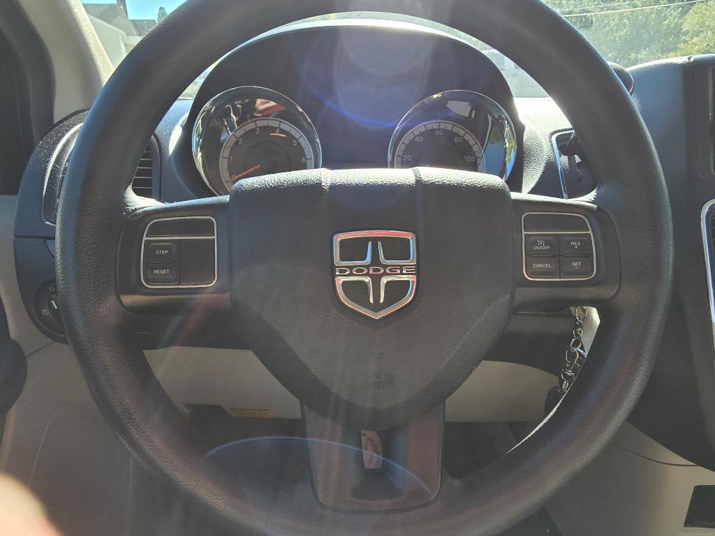 2015 Dodge Grand Caravan - $23,000