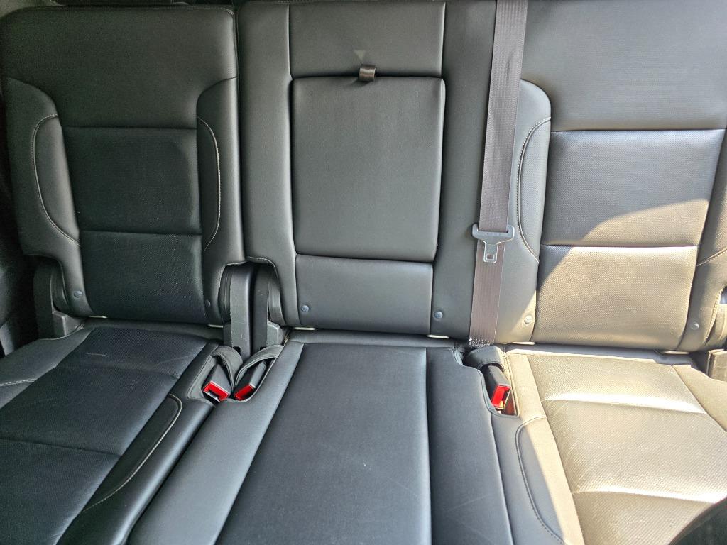 2015 Chevrolet Suburban - $14,500
