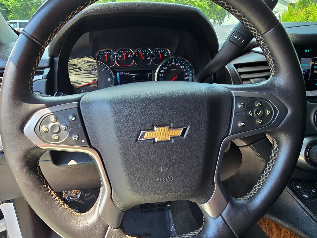 2015 Chevrolet Suburban - $14,500