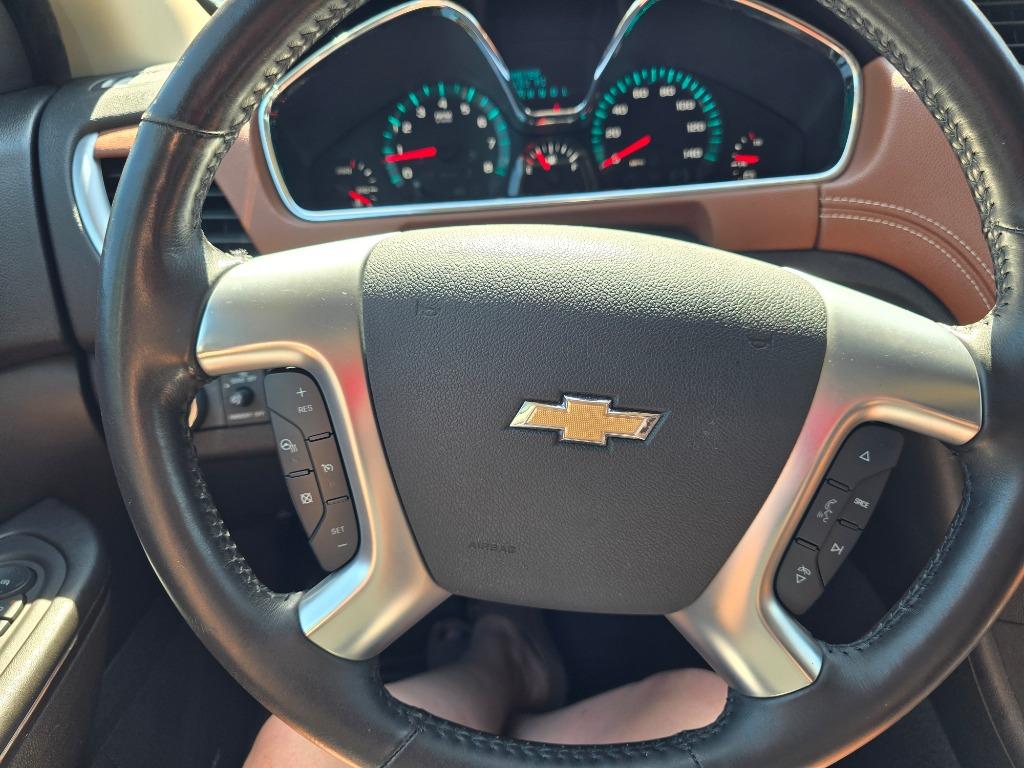 2017 Chevrolet Traverse - $10,900