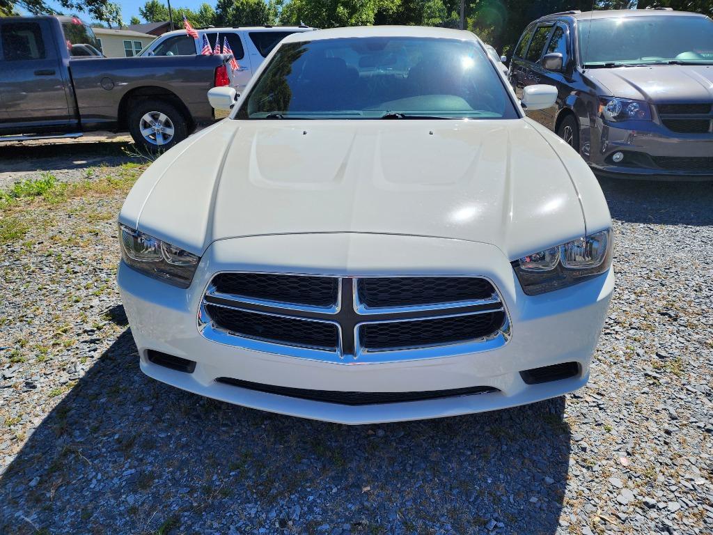 2014 Dodge Charger SE photo