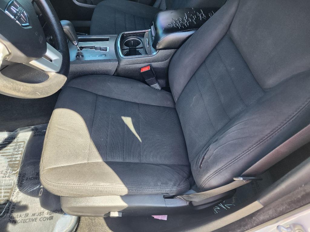 2014 Dodge Charger SE photo